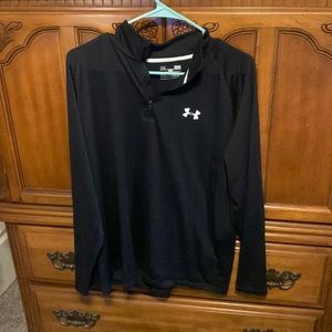 Under armor Large pullover loose fit